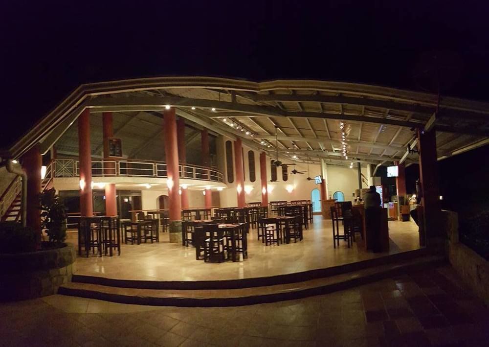 Condor Lodge ปลายาคอนชัล ภายนอก รูปภาพ